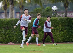 金年会app-法甲各队后防线组合搭配与配合默契度